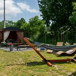 Pod Cisem Lux